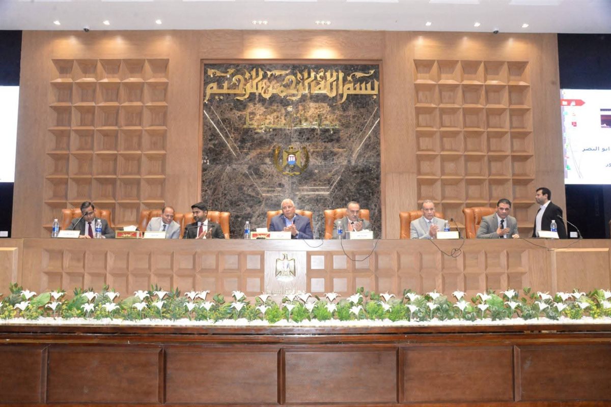 محافظ الوادي الجديد يشارك في احتفالية 