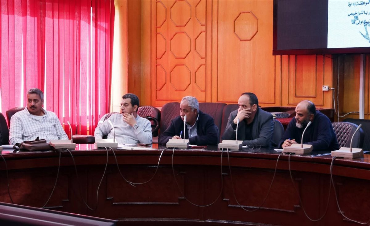 جانب من الاجتماع، فيتو