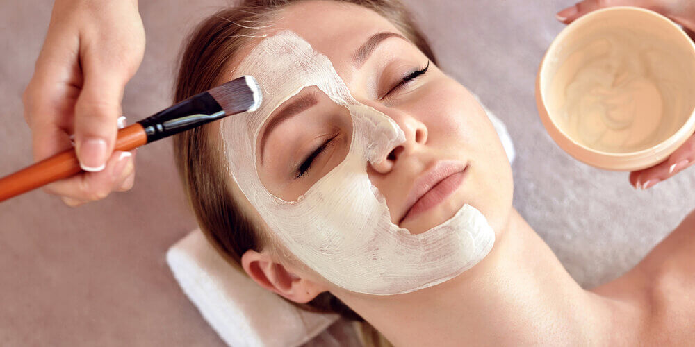 ماسكات طبيعية لترطيب البشرة