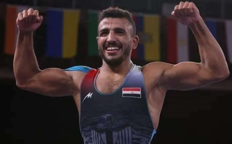 لاعب المصارعة المصري كيشو، فيتو