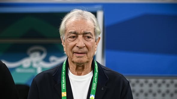 حسام حسن، فيتو