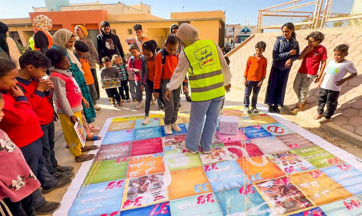 القوافل التنموية لدعم أهالي «زهور 15 مايو»