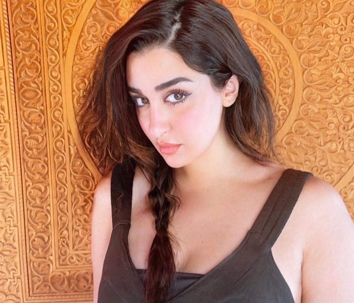 الفنانة جيهان خليل