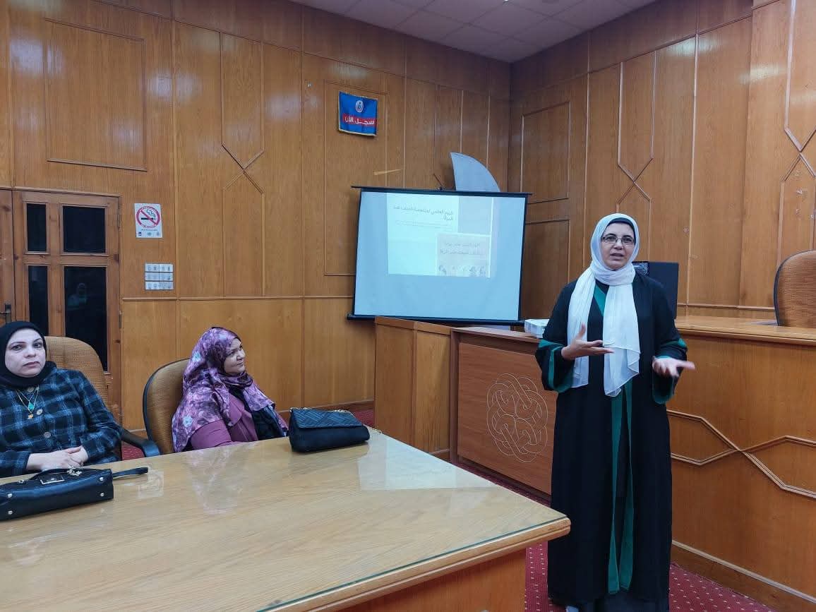 جانب من فاعليات المحاضرة، فيتو