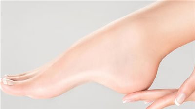 طرق العناية بالكعبين فى الطقس البارد