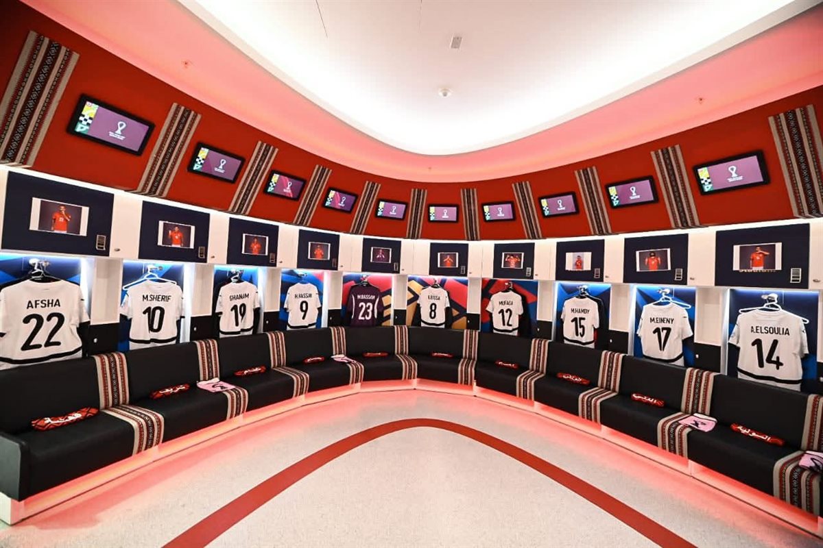 غرفة ملابس منتخب مصر باستاد البيت بالعاصمة الدوحة