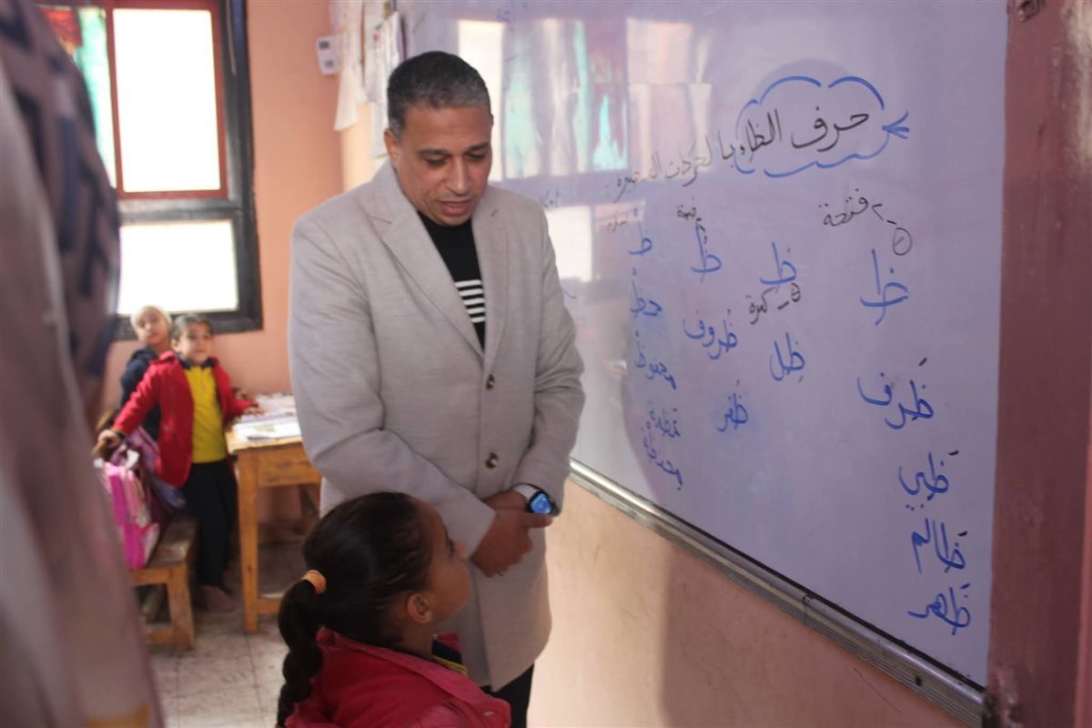  حصة لطلاب الصم والبكم بمدرسة منيل شيحة بأبو النمرس