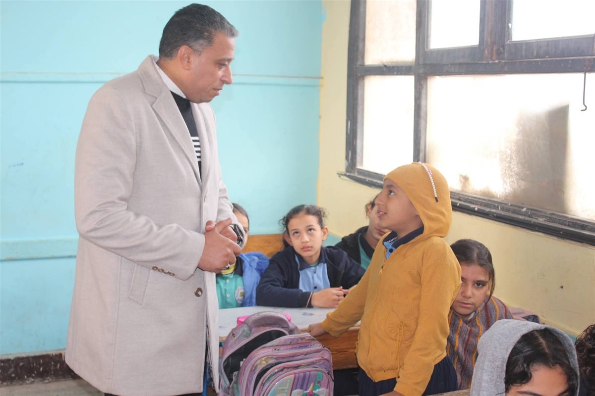  حصة لطلاب الصم والبكم بمدرسة منيل شيحة بأبو النمرس