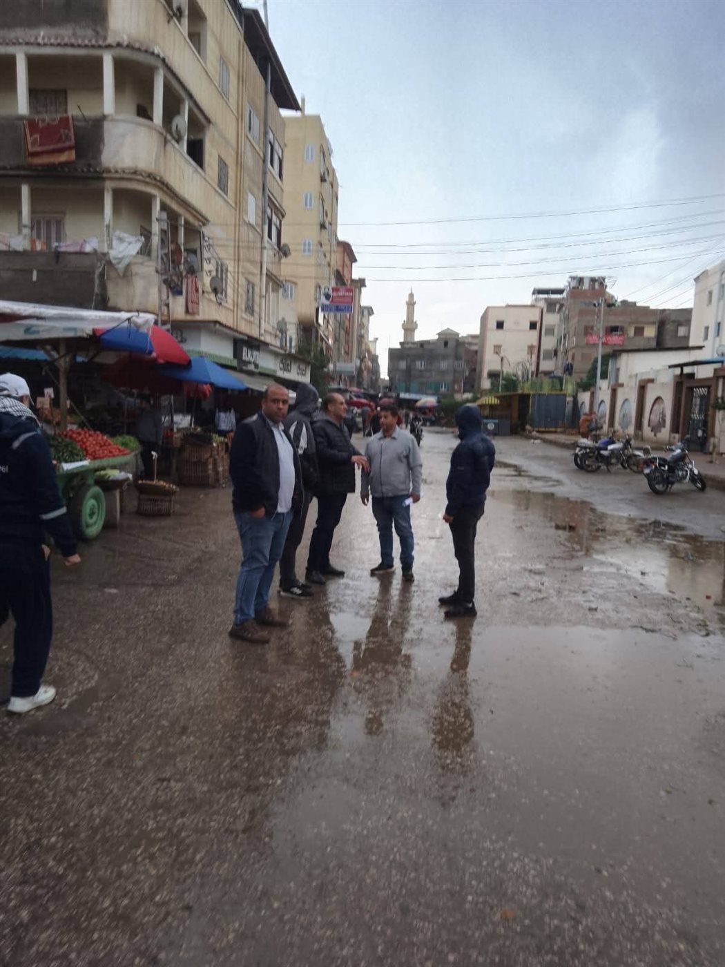 حملة موسعة لإزالة الإشغالات بعزبة البرج