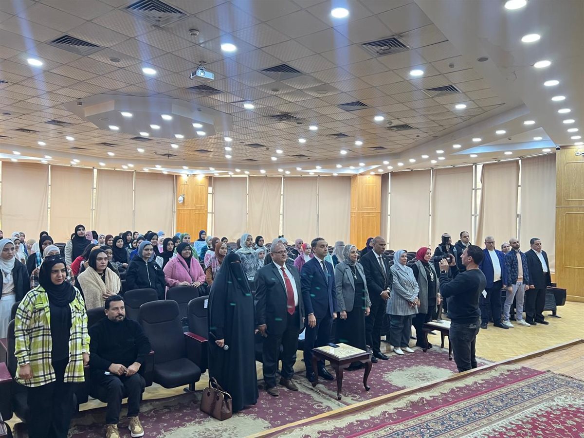 ندوة بعنوان 'الشباب قلب مصر النابض