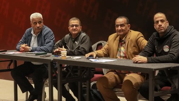 أعضاء لجنة الحكام، فيتو