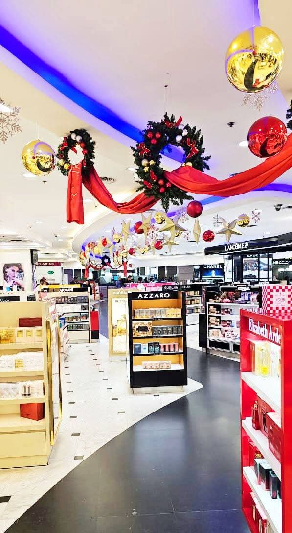 مصر للطيران للأسواق الحرة تتزين لاستقبال العام الجديد