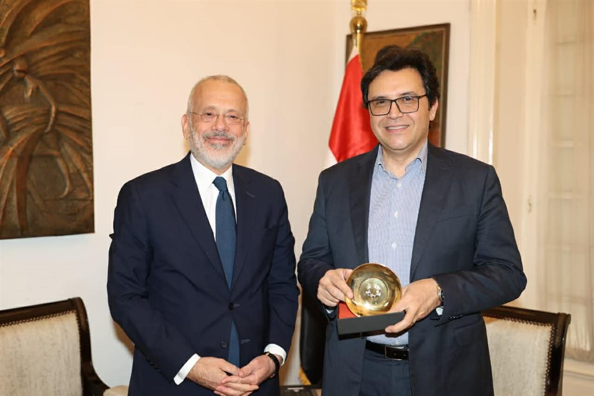 وزير الثقافة يبحث مع سفير اليونان بالقاهرة