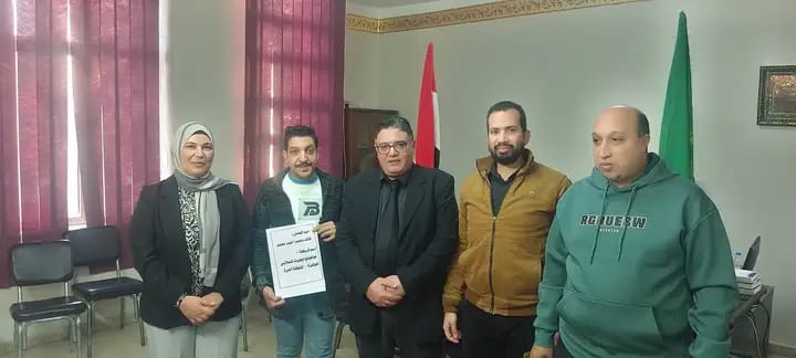 توزيع عقود العمل، فيتو