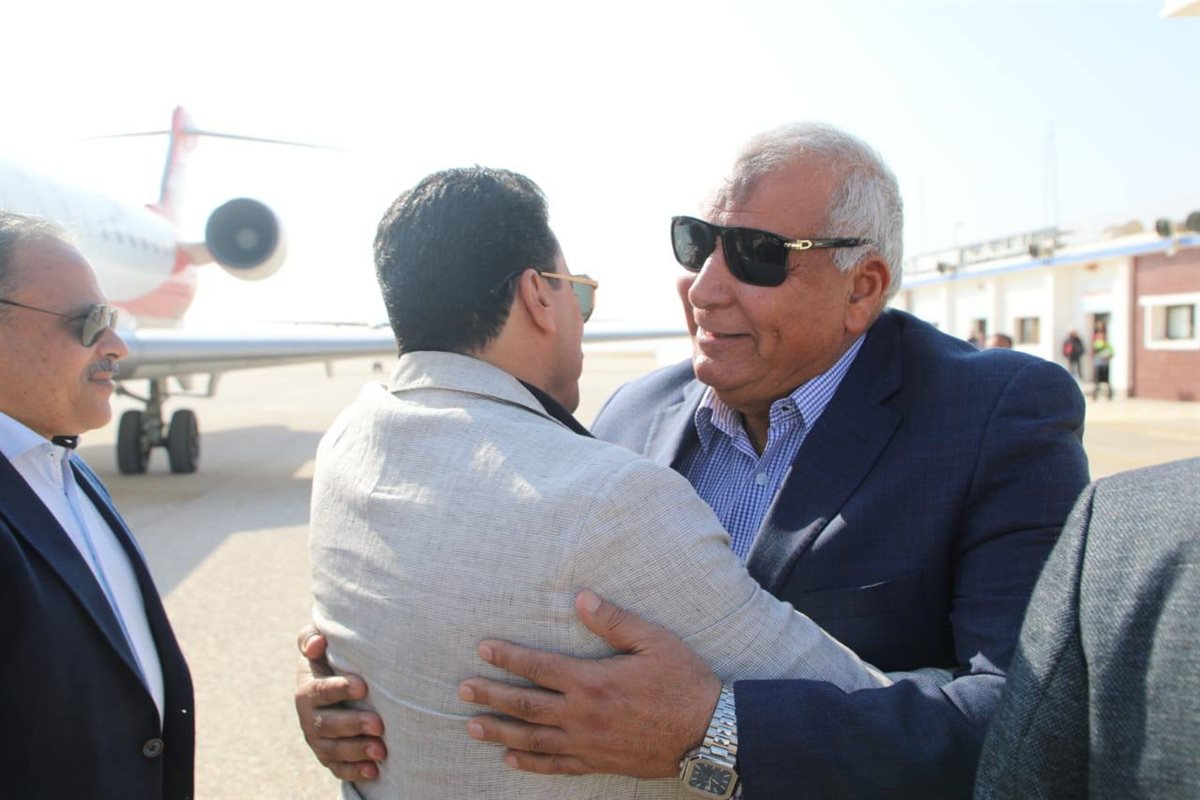 محافظ الوادي الجديد يستقبل وزير الرياضة