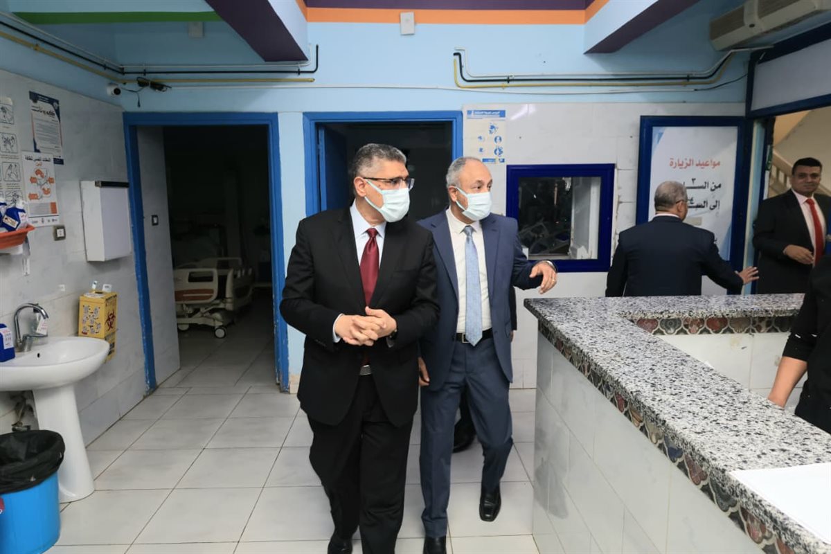 محافظ الجيزة يفتتح وحدة العناية المركزة لحديثي الولادة