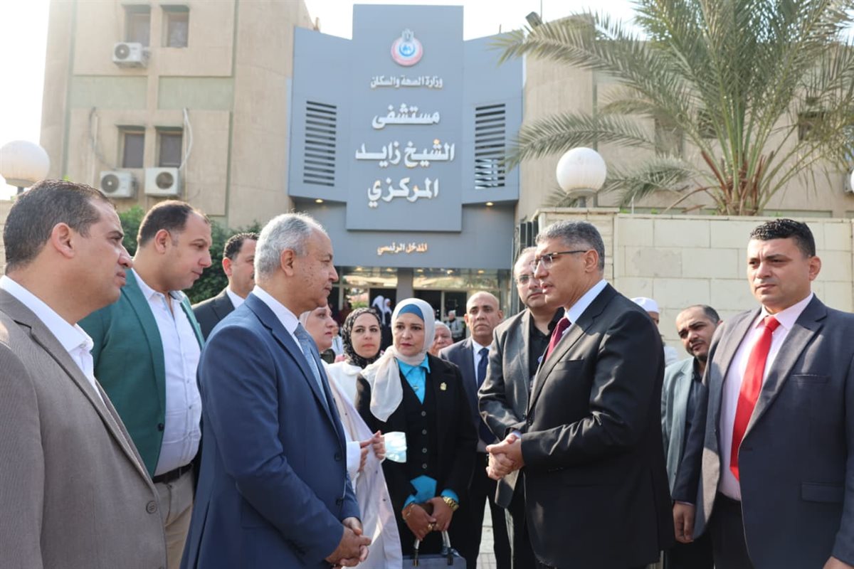 محافظ الجيزة يفتتح وحدة العناية المركزة لحديثي الولادة