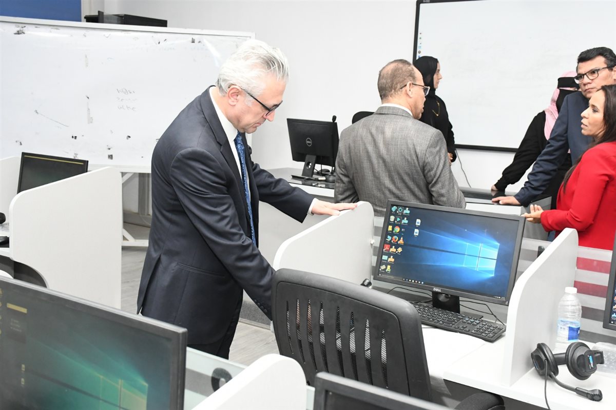 جانب من الزيارة،فيتو