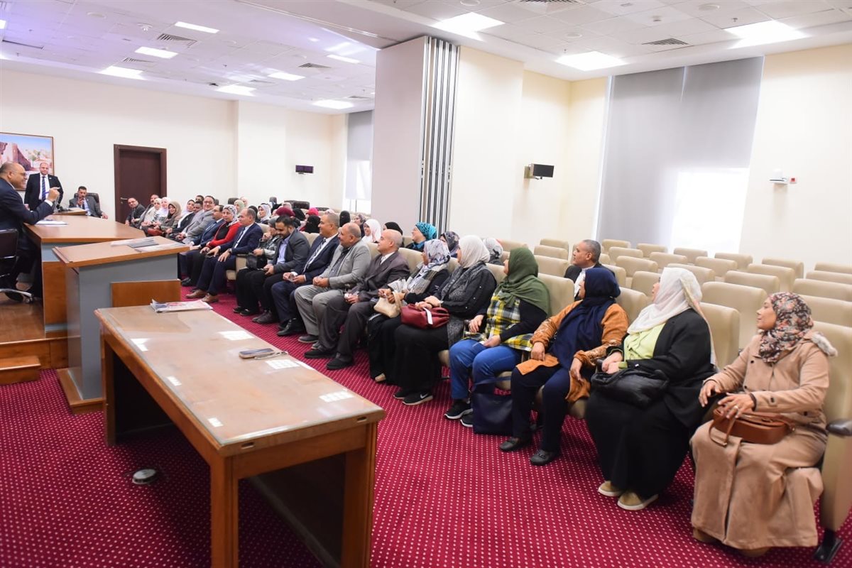 وزير العمل يشهد حلف اليمين لـ 45 مفتشا جديدا