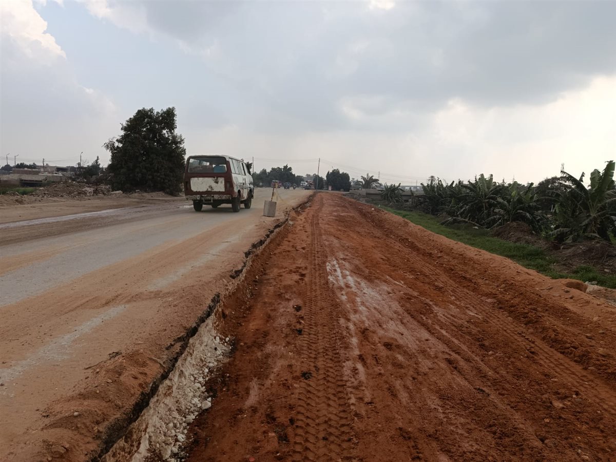 رصف طريق المريوطية بدءًا من أسفل محور الضبعة