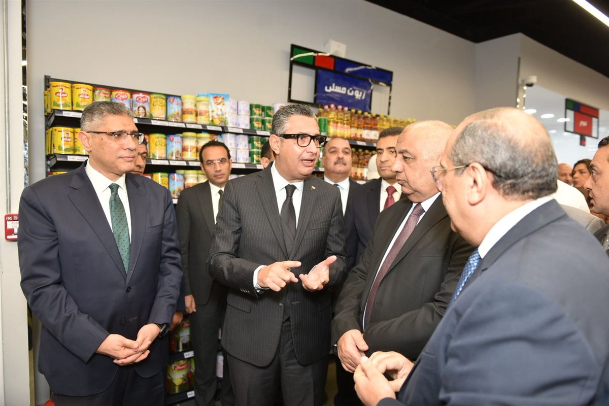 افتتاح &nbsp;الفرع الرابع لمنافذ وزارة التموين تحت العلامة التجارية الموحدة «كاري أون»