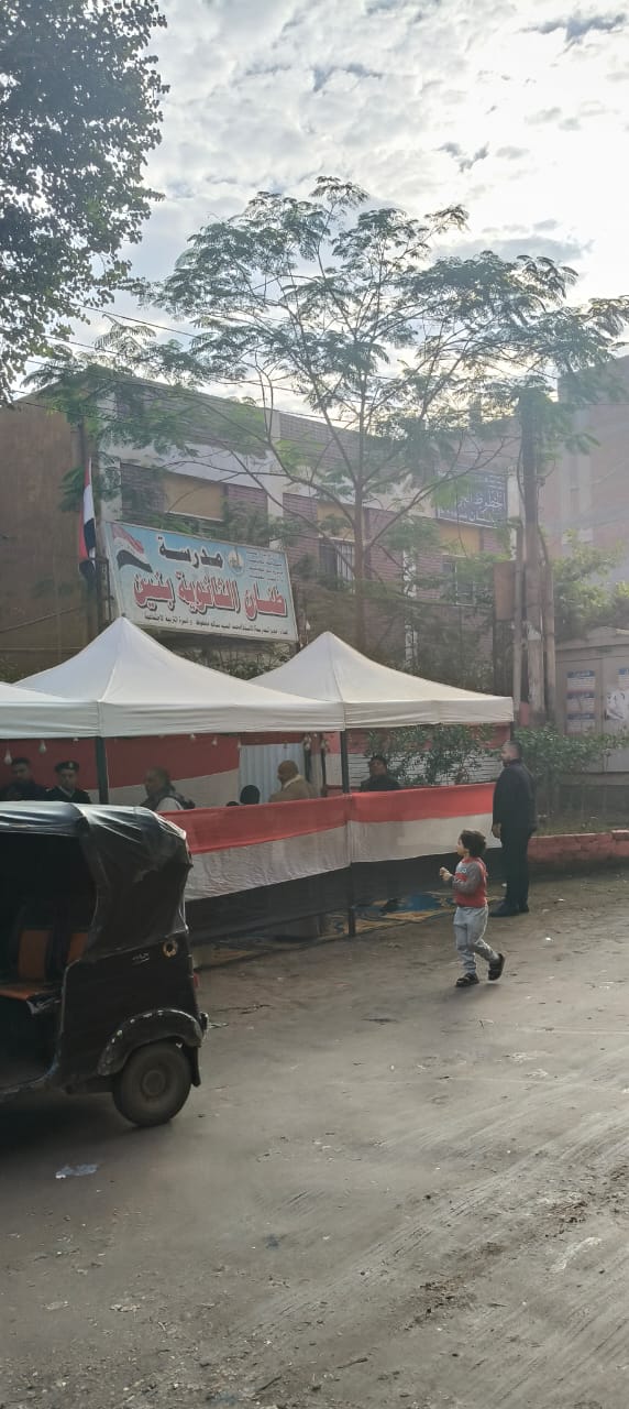 اقبال المواطنيين في جولة الاعادة بالقليوبية، فيتو&nbsp;