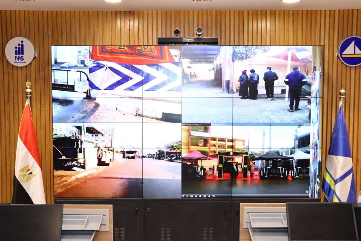 محافظ دمياط يتابع اللجان الانتخابية من داخل الشبكة الوطنية