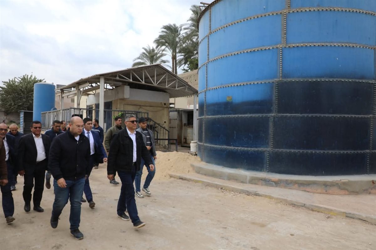 محافظ الجيزة يعلن جاهزية 3 محطات رفع صرف صحي جديدة