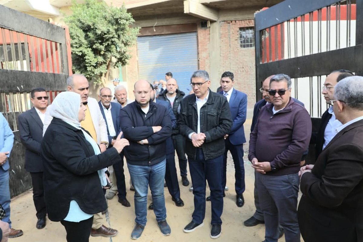 محافظ الجيزة يعلن جاهزية 3 محطات رفع صرف صحي جديدة