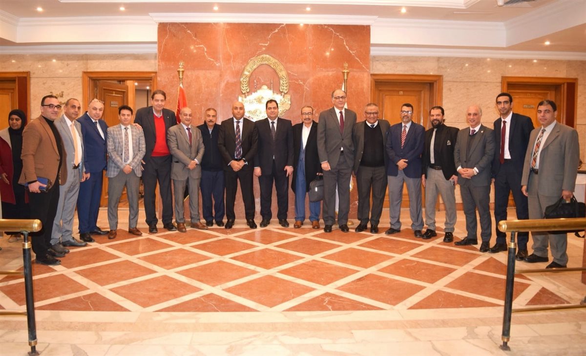 غرفة القاهرة تناقش مستجدات نظام الإفراج المسبق للشحنات، فيتو