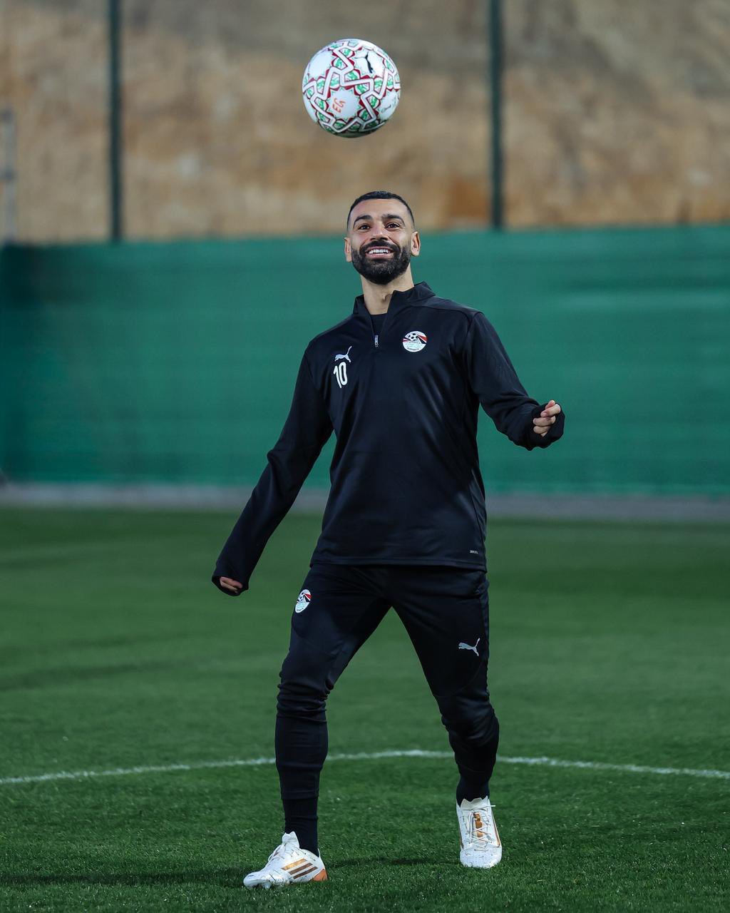 محمد صلاح قائد منتخب مصر