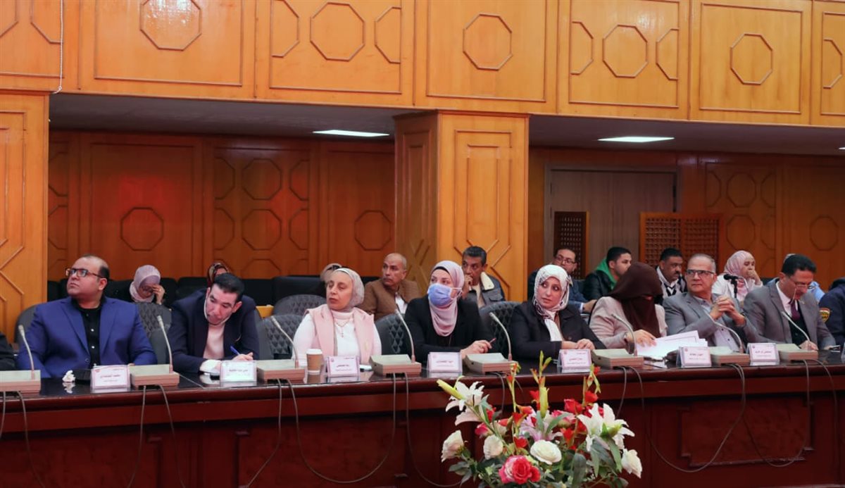 جانب من الاجتماع، فيتو