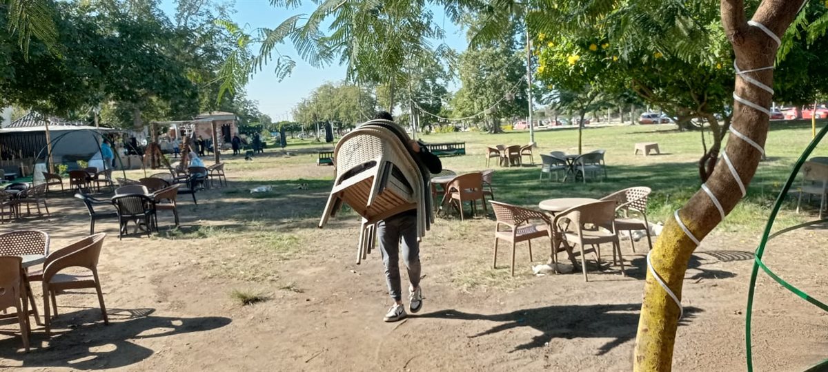 جانب من الحملات،فيتو