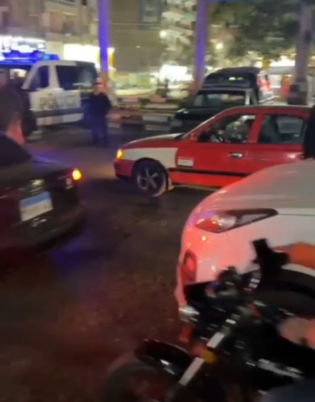 جانب من الحملات، فيتو