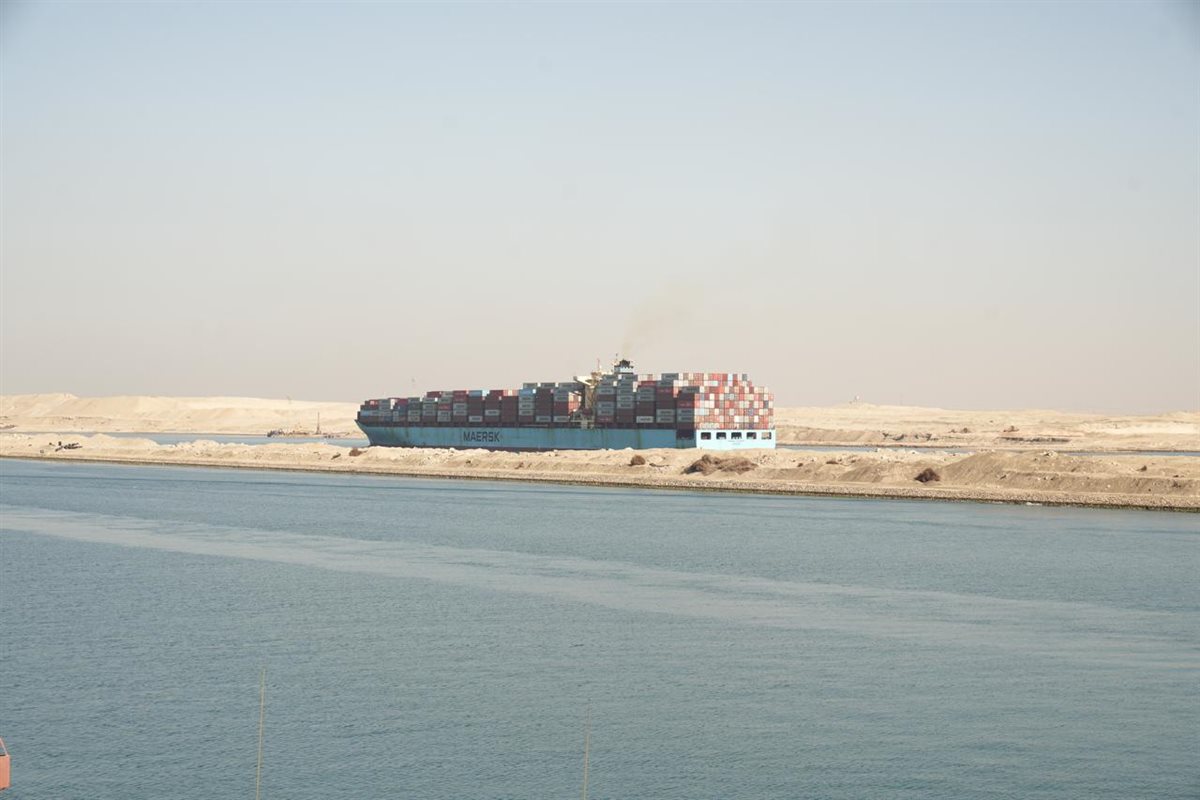 جانب من عبور السفن من قناة السويس، فيتو