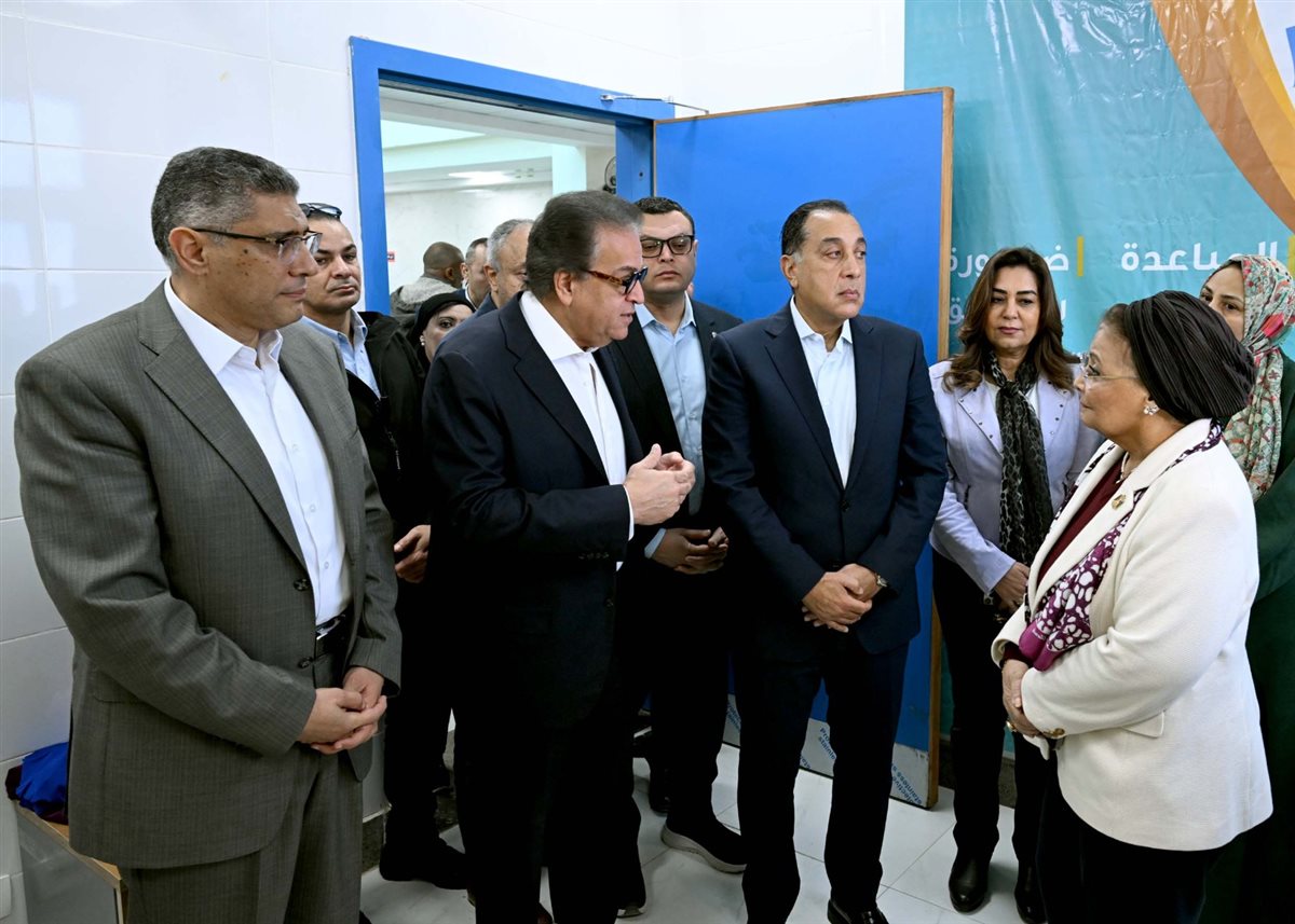 رئيس الوزراء يتفقد مركز طب الأسرة بـ