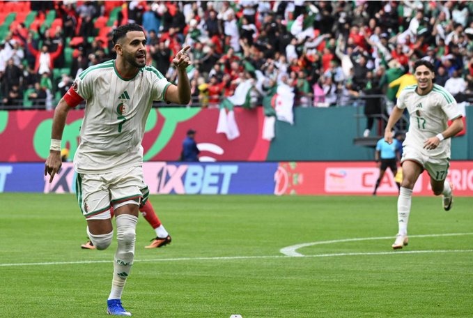 فرحة رياضة محرز بهدف الجزائر أمام السودان