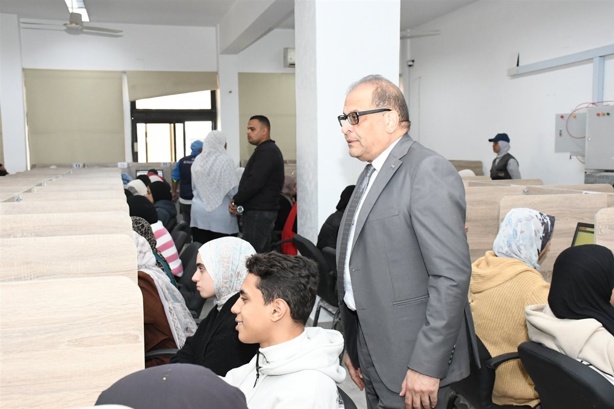 جانب من سير الامتحانات، فيتو