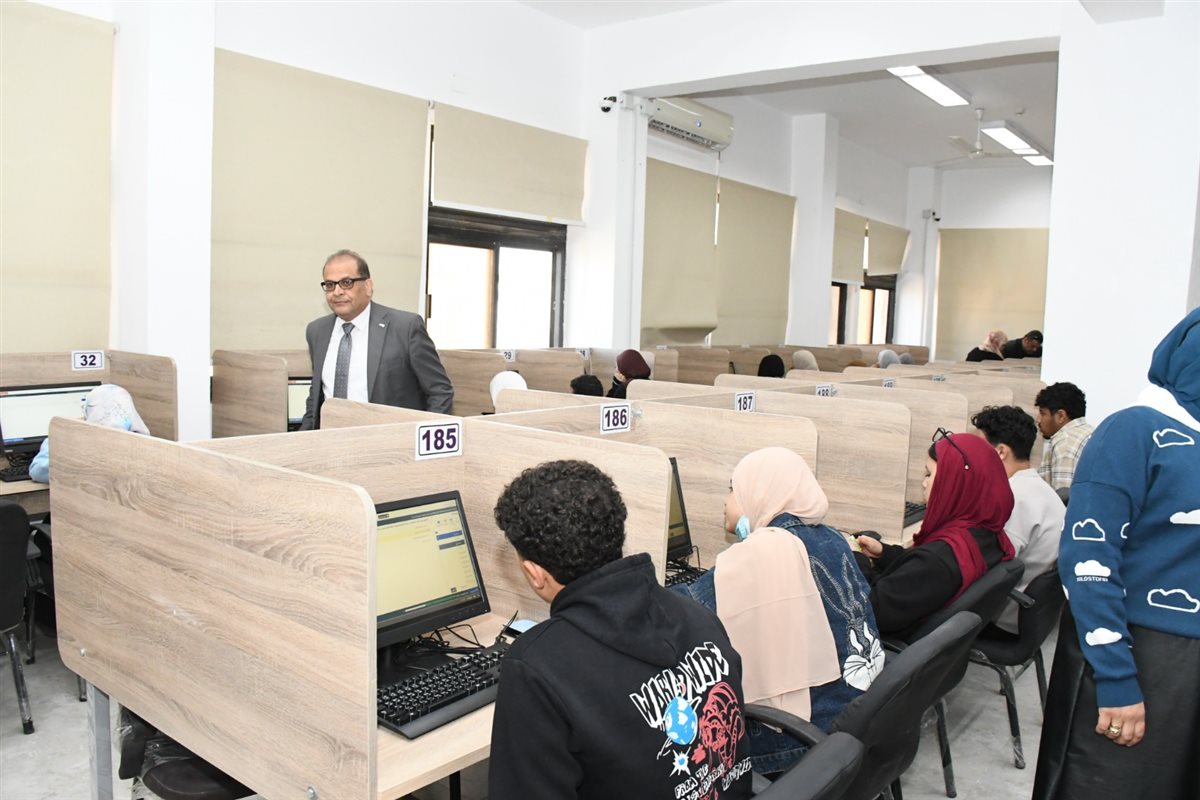 جانب من سير الامتحانات، فيتو