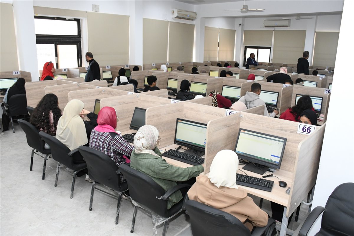 جانب من سير الامتحانات، فيتو