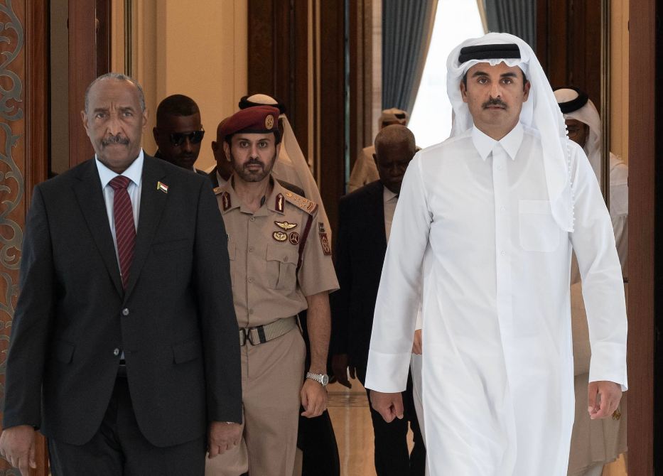 الأمير تميم وعبدالفتاح البرهان، فيتو