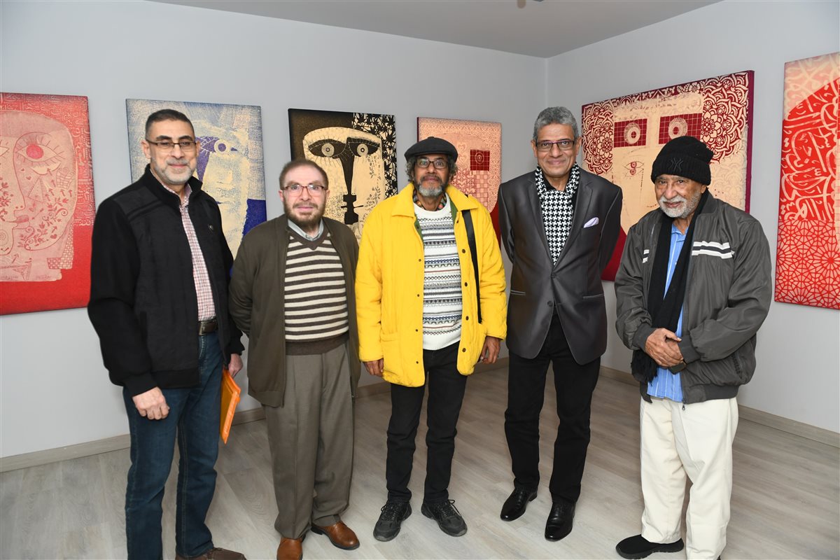 افتتاح معرض 