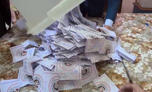 عملية فرز صناديق الانتخابات، فيتو