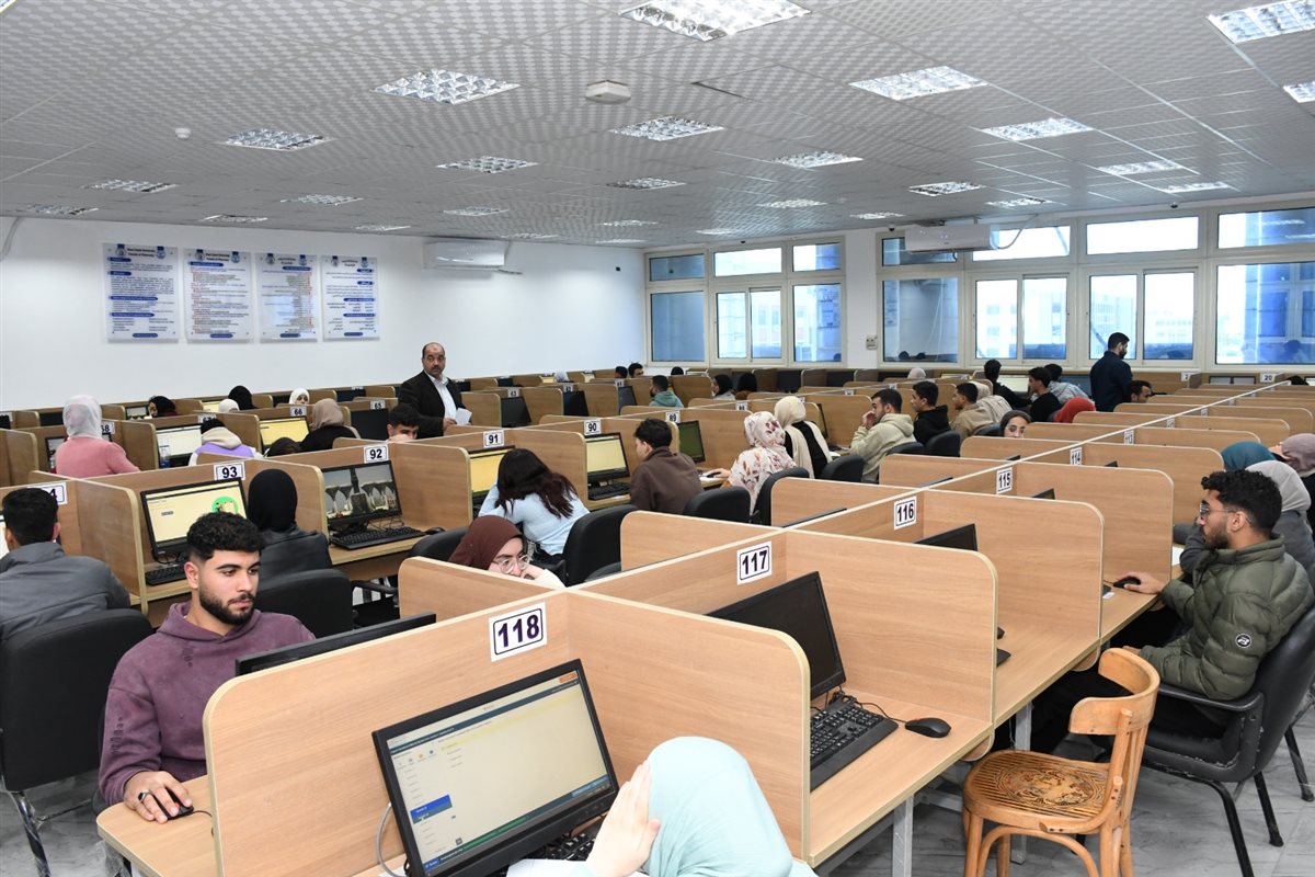 جانب من متابعة الامتحانات، فيتو