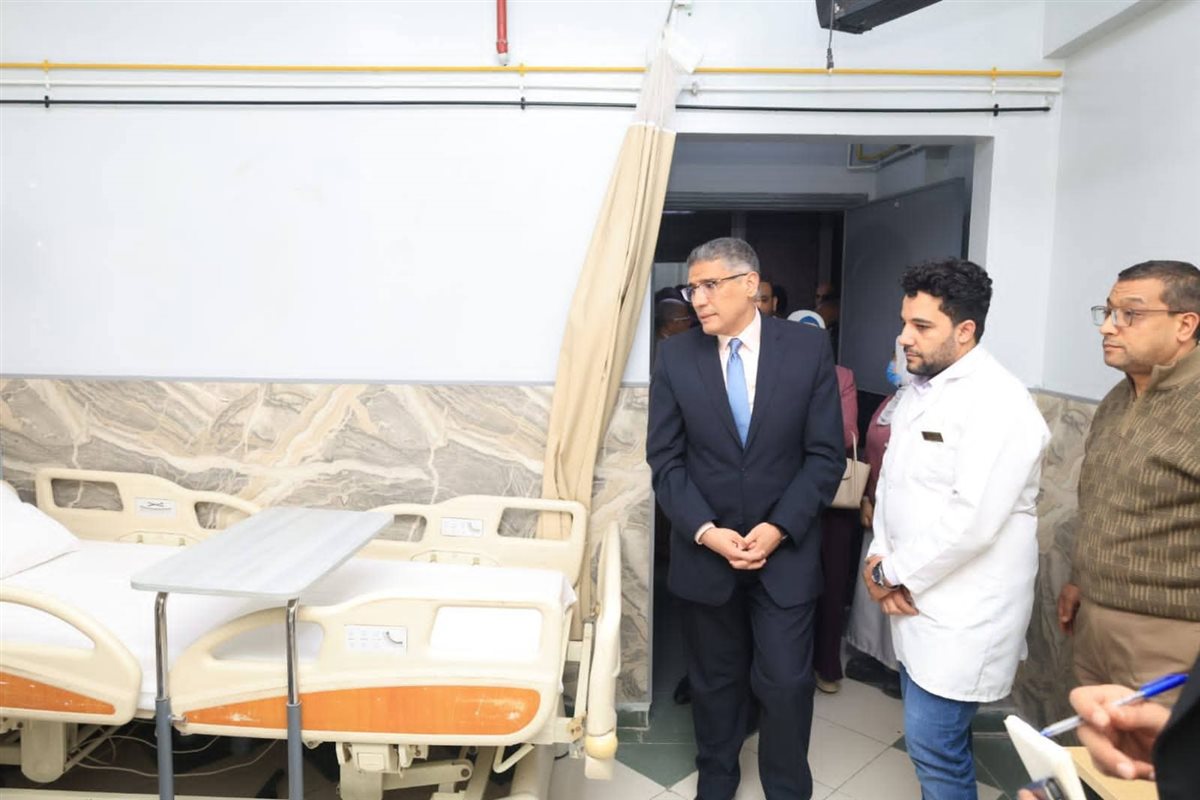 محافظ الجيزة يفتتح قسم رعاية المخ والأعصاب