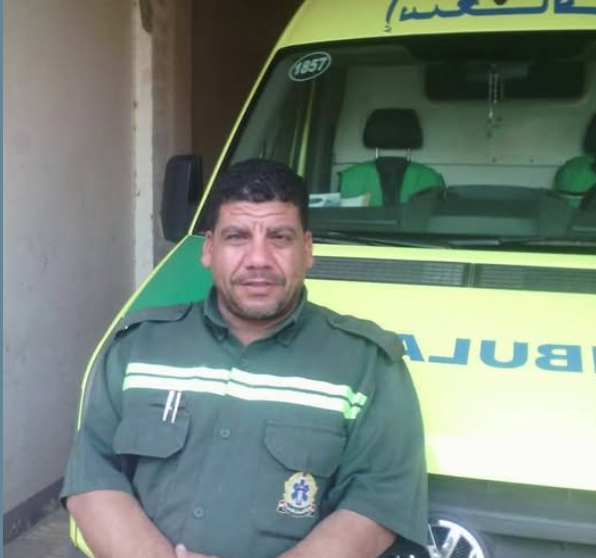 المسعف أحمد شعبان أنقذ طفل من الموت، فيتو