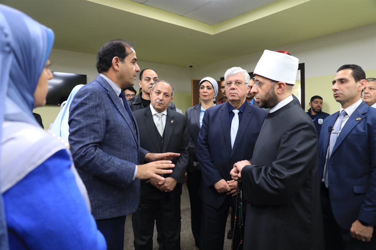 وزيرا التعليم العالي والأوقاف يفتتحان مستشفى جامعة بورسعيد&nbsp;