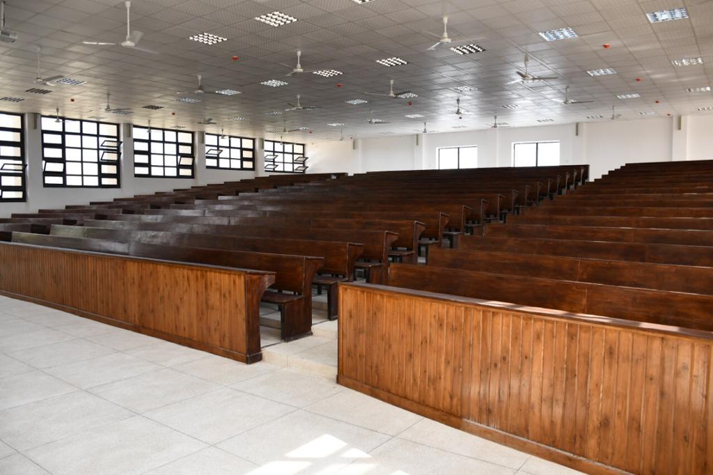 جانب من الاستعداد لامتحانات الفصل الدراسي الأول، فيتو