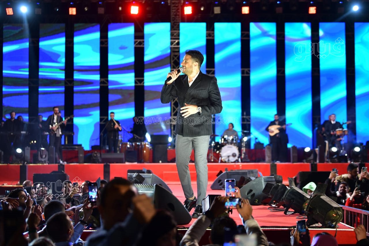 حماقي يزلزل جبال الجلالة بأقوى حفلات رأس السنة بمصر (10)