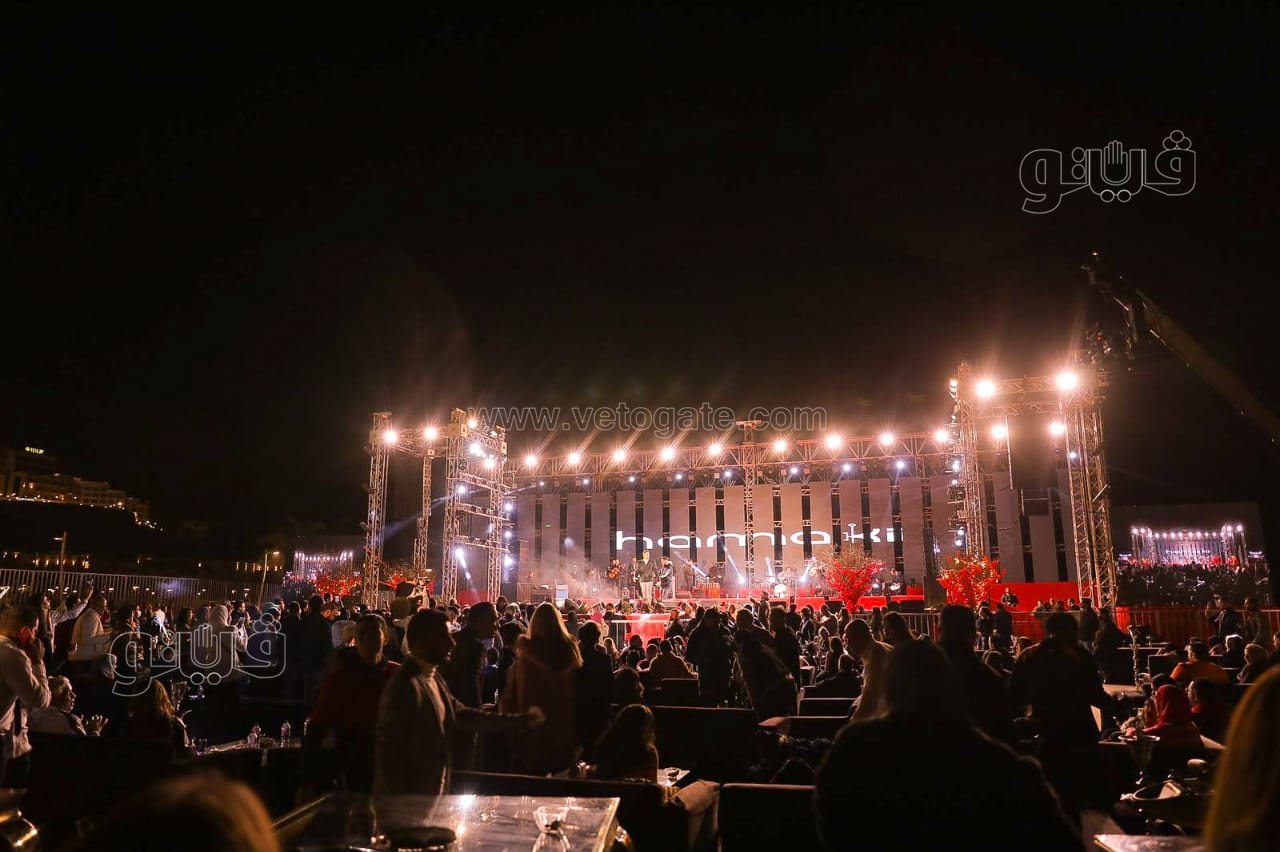 حماقي يزلزل جبال الجلالة بأقوى حفلات رأس السنة بمصر (19)